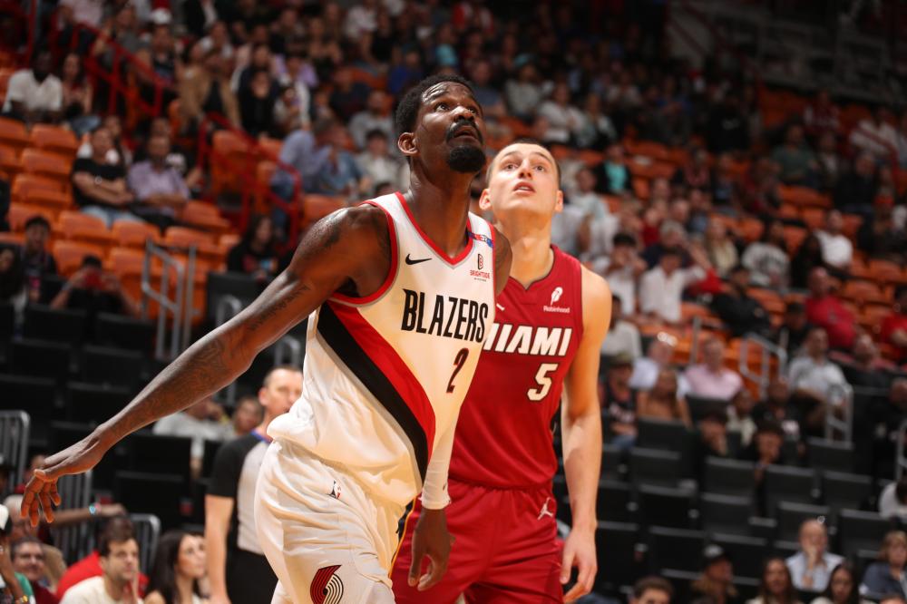 在媒体上 在媒体上