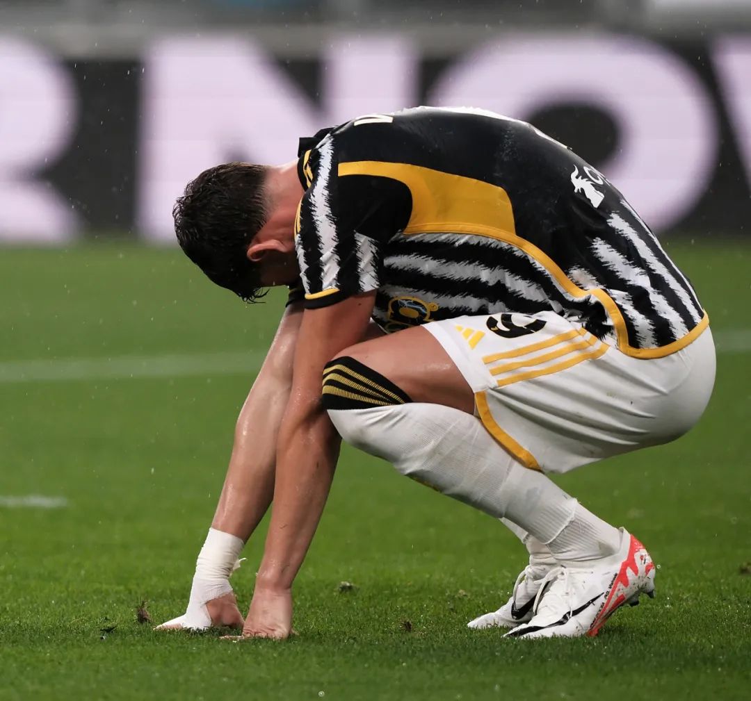 上闪耀光辉 上闪耀光辉